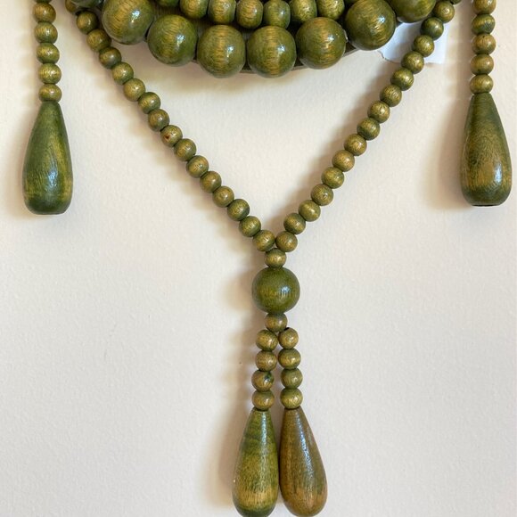 VTG Green Wooden Beads Tassels Frame Oval Mirror Boho Wall Hanging Cottagecore - Picture 7 of 17